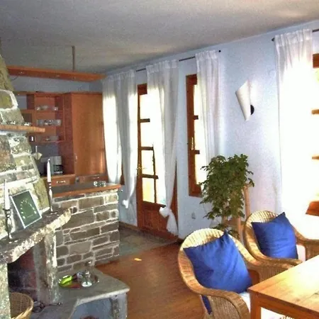 Holiday home Daphne *